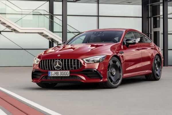 mercedes-noviteti-u-amg-coupe-asortimanu