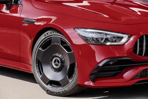 mercedes-noviteti-u-amg-coupe-asortimanu