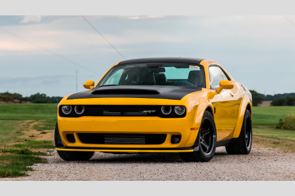 majkl-andreti-prodaje-svoj-gotovo-nov-dodge-demon