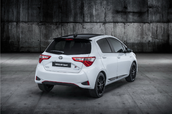 priprema-toyota-yaris-gr-sport-modela-za-parisku-premijeru