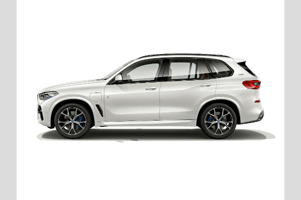 novi-bmw-x5-xdrive45e-iperformance-sa-vise-snage-i-e-opsega