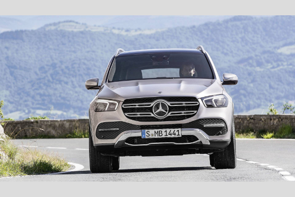 2019-mercedes-benz-gle-dobija-novi-izgled-i-tehnologije