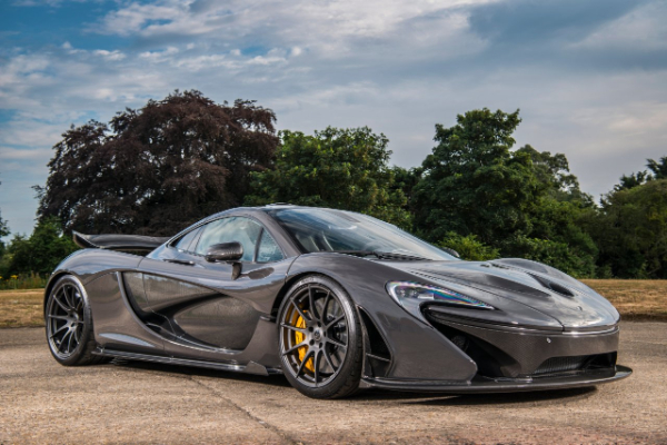 dzejson-baton-prodaje-svoj-velicanstevni-mclaren-p1-model