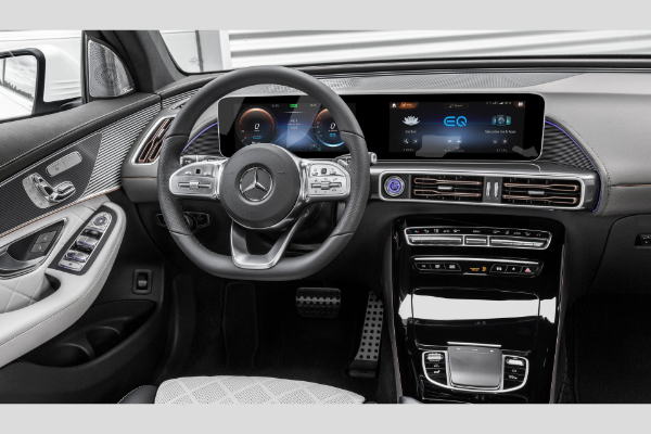Mercedes ulazi u električnu eru sa novim EQC krosoverom