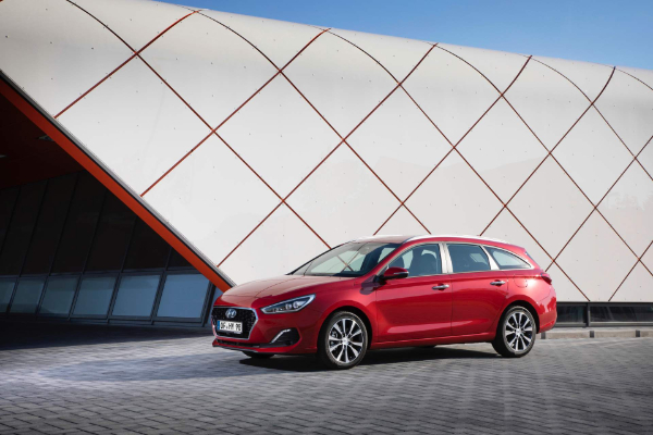 novi-hyundai-i30-dobija-stilske-promene-i-nove-dizel-motore