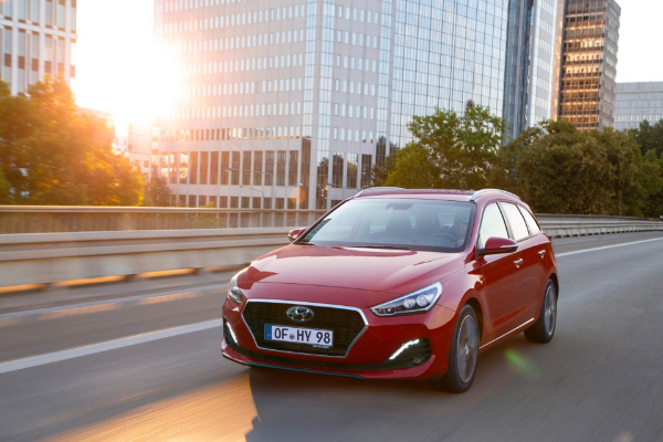 novi-hyundai-i30-dobija-stilske-promene-i-nove-dizel-motore