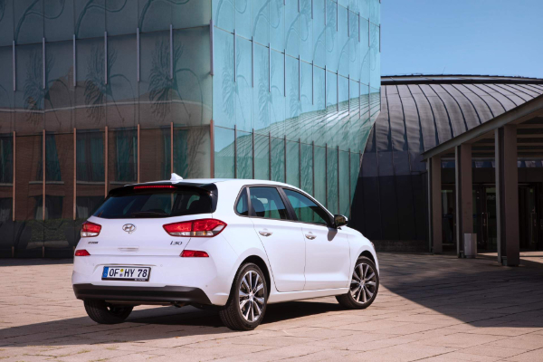 novi-hyundai-i30-dobija-stilske-promene-i-nove-dizel-motore