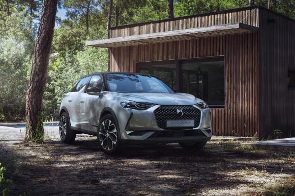 ds3-crossback-stize-sa-benzinskim-dizel-i-elektricnim-pogonom