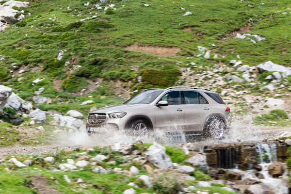 novi-mercedes-benz-gle-