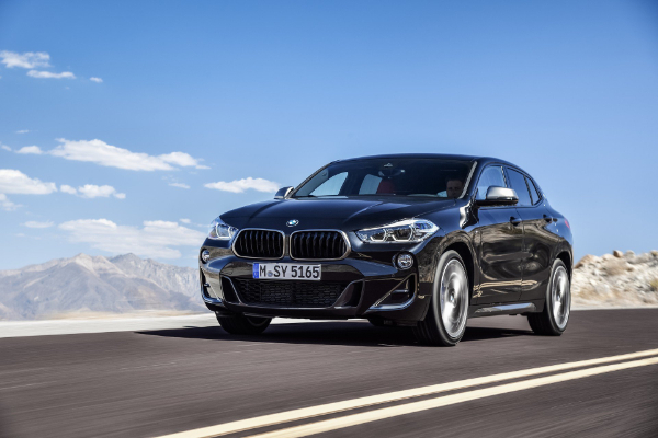 2019-bmw-x2-m35i-kombinuje-302-ks-sa-kompakt-stilom-karoserije