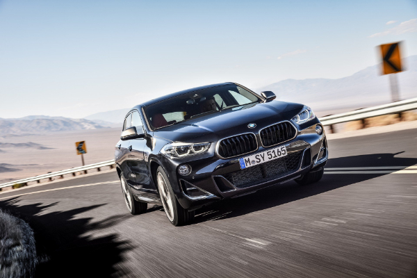 2019-bmw-x2-m35i-kombinuje-302-ks-sa-kompakt-stilom-karoserije