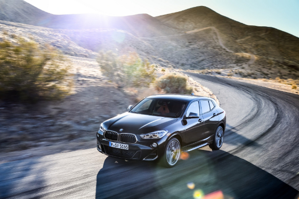 2019-bmw-x2-m35i-kombinuje-302-ks-sa-kompakt-stilom-karoserije