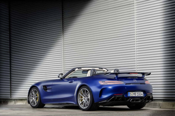 mercedes-predstavio-amg-gt-r-roadster