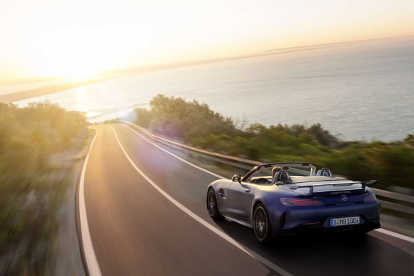 mercedes-predstavio-amg-gt-r-roadster