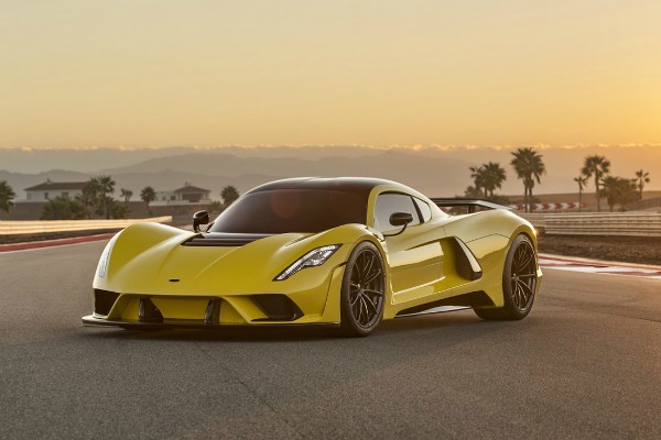 venom-f5-najbrzi-automobil-na-svetu