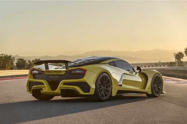 venom-f5-najbrzi-automobil-na-svetu