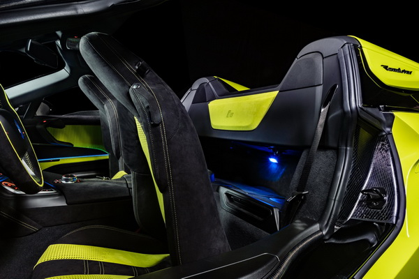 bmw-i-alcantara-predstavili-i8-limelight-model-