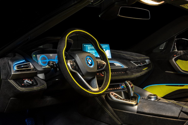 bmw-i-alcantara-predstavili-i8-limelight-model-