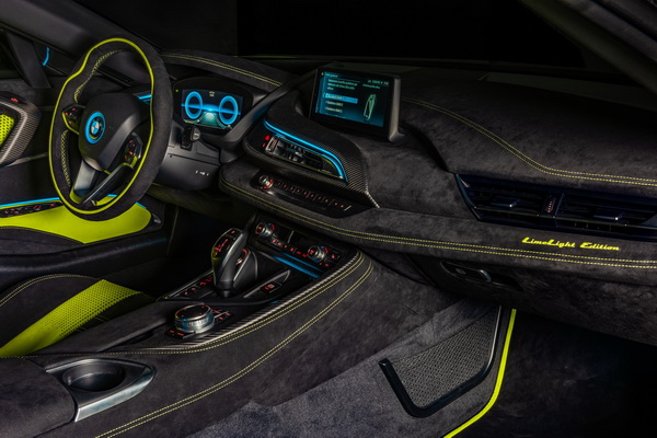 bmw-i-alcantara-predstavili-i8-limelight-model-