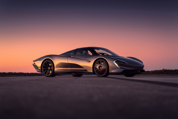 mclaren-speedtail-ostvaruje-brzinu-od-403-kmh