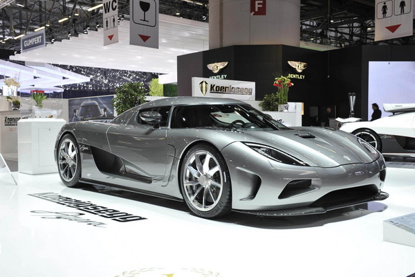 koenigsegg-planira-da-proizvodi-100-automobila-godisnje