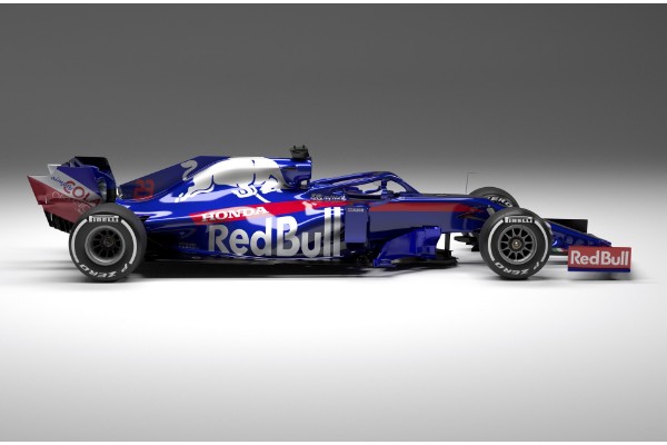 toro-rosso-predstavio-novi-formula-1-bolid