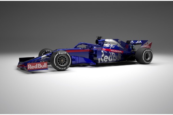 toro-rosso-predstavio-novi-formula-1-bolid