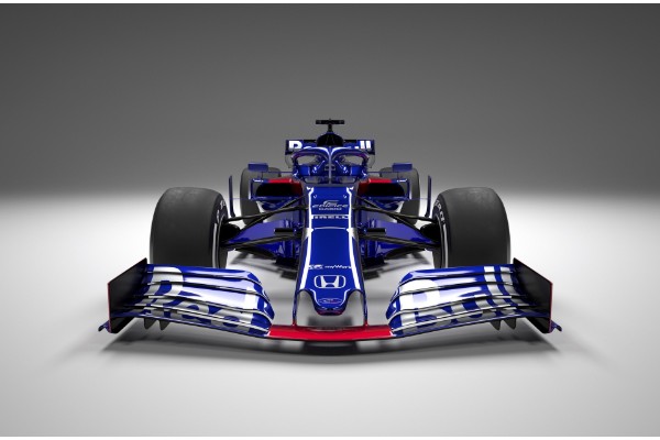 toro-rosso-predstavio-novi-formula-1-bolid