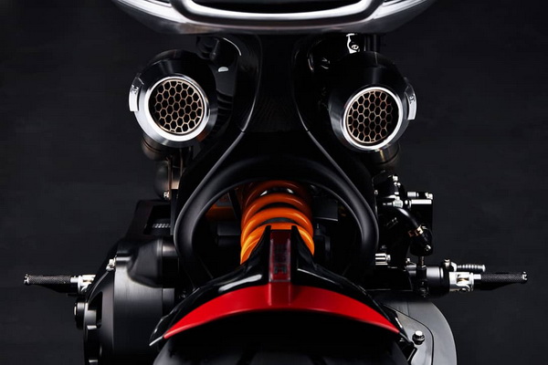 kijanu-rivs-kreirao-jos-jedan-neverovatni-motor