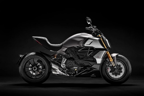 prvi-ducati-diavel-1260-je-spreman-da-izadje-na-ulice