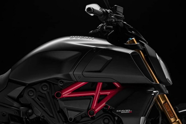 prvi-ducati-diavel-1260-je-spreman-da-izadje-na-ulice