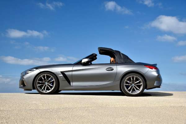 bmw-z4-sdrive30i-cena-i-detalji