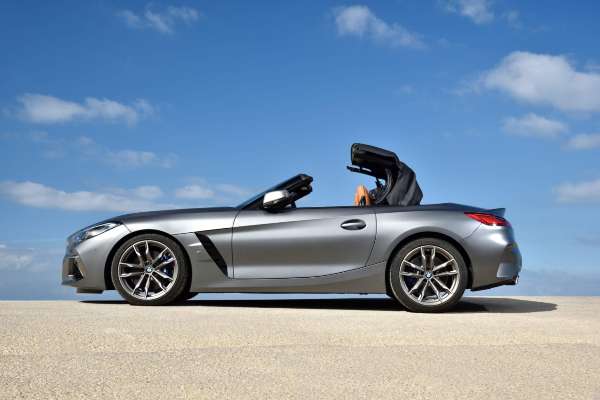 bmw-z4-sdrive30i-cena-i-detalji