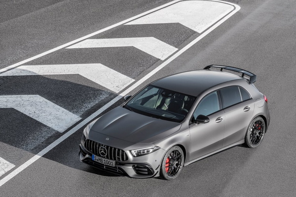 novi-mercedes-amg-a-45-4matic-i-cla-45-4matic