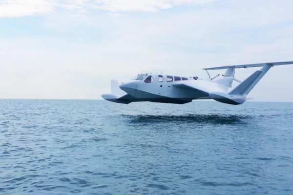 airfish-8-savrseni-spoj-broda-i-aviona