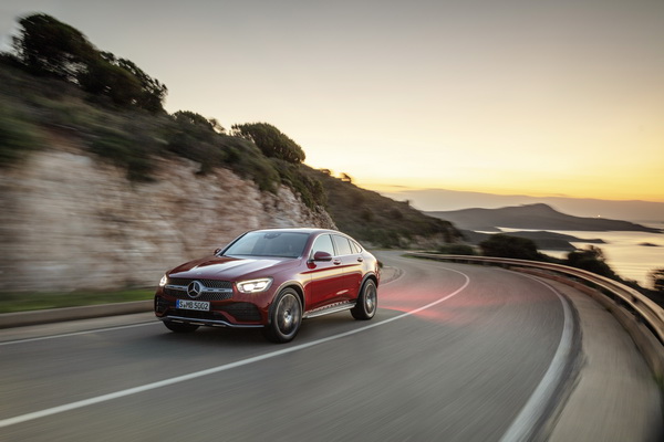 novi-mercedes-benz-glc-coupé