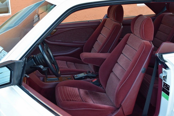 mercedes-iz-1985-godine-se-prodaje-za-57000-dolara