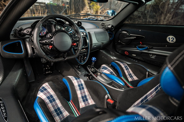 prodaje-se-retki-pagani-huayra-bc-macchina-volante