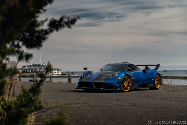 prodaje-se-retki-pagani-huayra-bc-macchina-volante