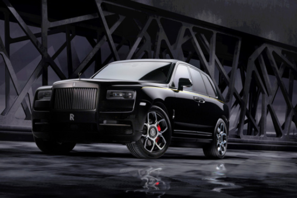 Rolls Royce predstavio Cullinan Black Badge model