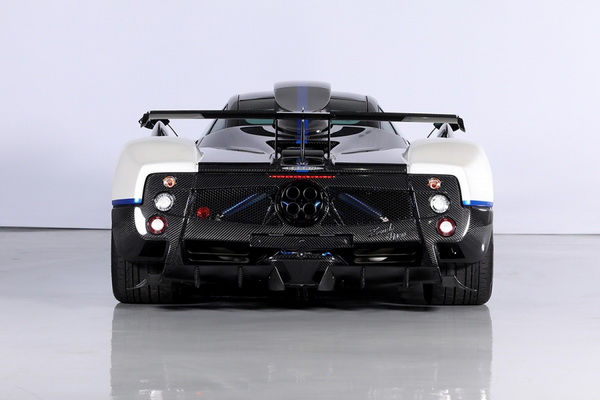 polovna-pagani-zonda-riviera-se-prodaje-55-miliona-dolara