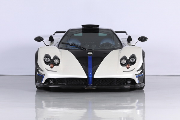 polovna-pagani-zonda-riviera-se-prodaje-55-miliona-dolara