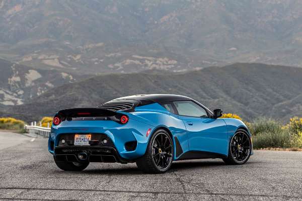 lotus-predstavio-novi-evora