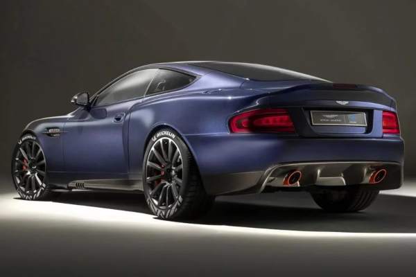 aston-martin-vanquish-25