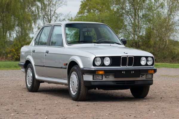 bmw-325-iz-1986-godine-se-prodaje-za-50000-dolara