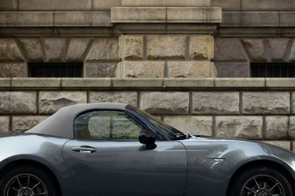 mazda-predstavila-novi-mx-5-r-sport-kabriolet