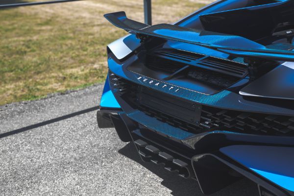 bugatti-divo-napokon-pocinje-da-se-isporucuje