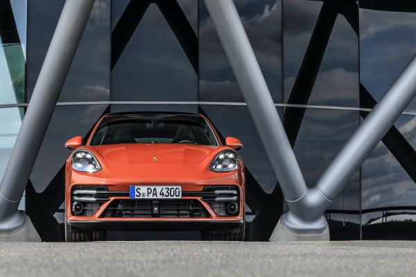 stize-porsche-panamera-2021