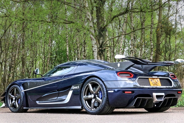 prodaje-se-polovni-koenigsegg-one1-po-neverovatnoj-ceni