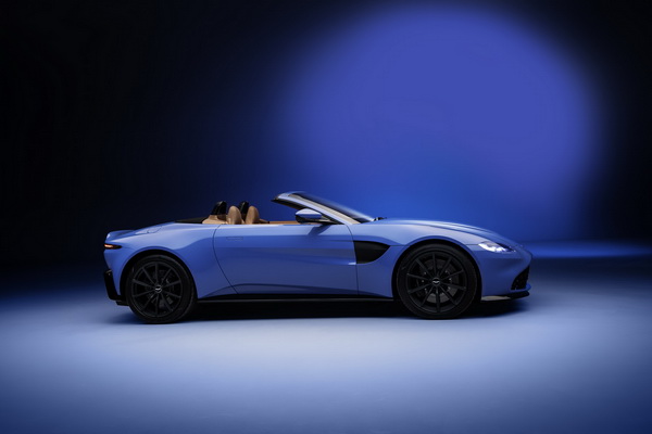 stize-aston-martin-vantage-roadster-2021